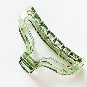 3/25 Women's Green Hair Claw Large